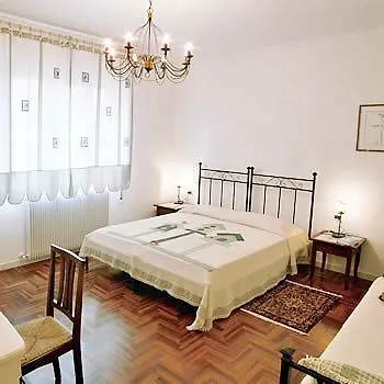 فندق Casa Del Miele تيسّيرا 2*,  إيطاليا